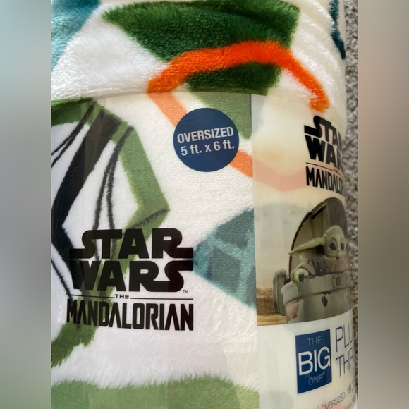 🤎💚🤎 The Big One Plush Throw Star Wars The Mandalorian oversized plush throw - Picture 3 of 5